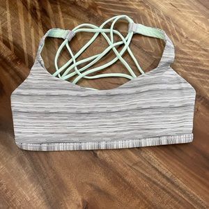 Lululemon free to be wild bra
